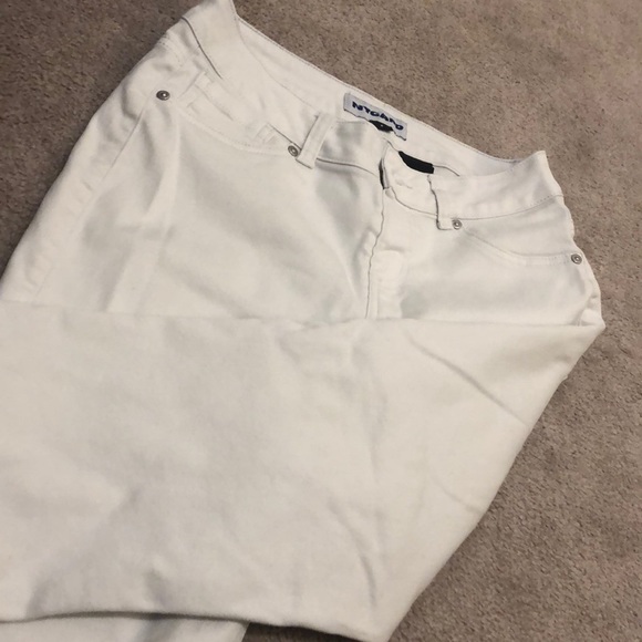 White pants - Picture 3 of 3